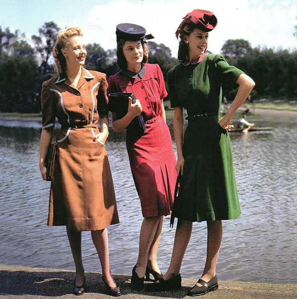 WW2-Dresses-1943-Designer-Norman-Hartnell-Photo-James-Jarche